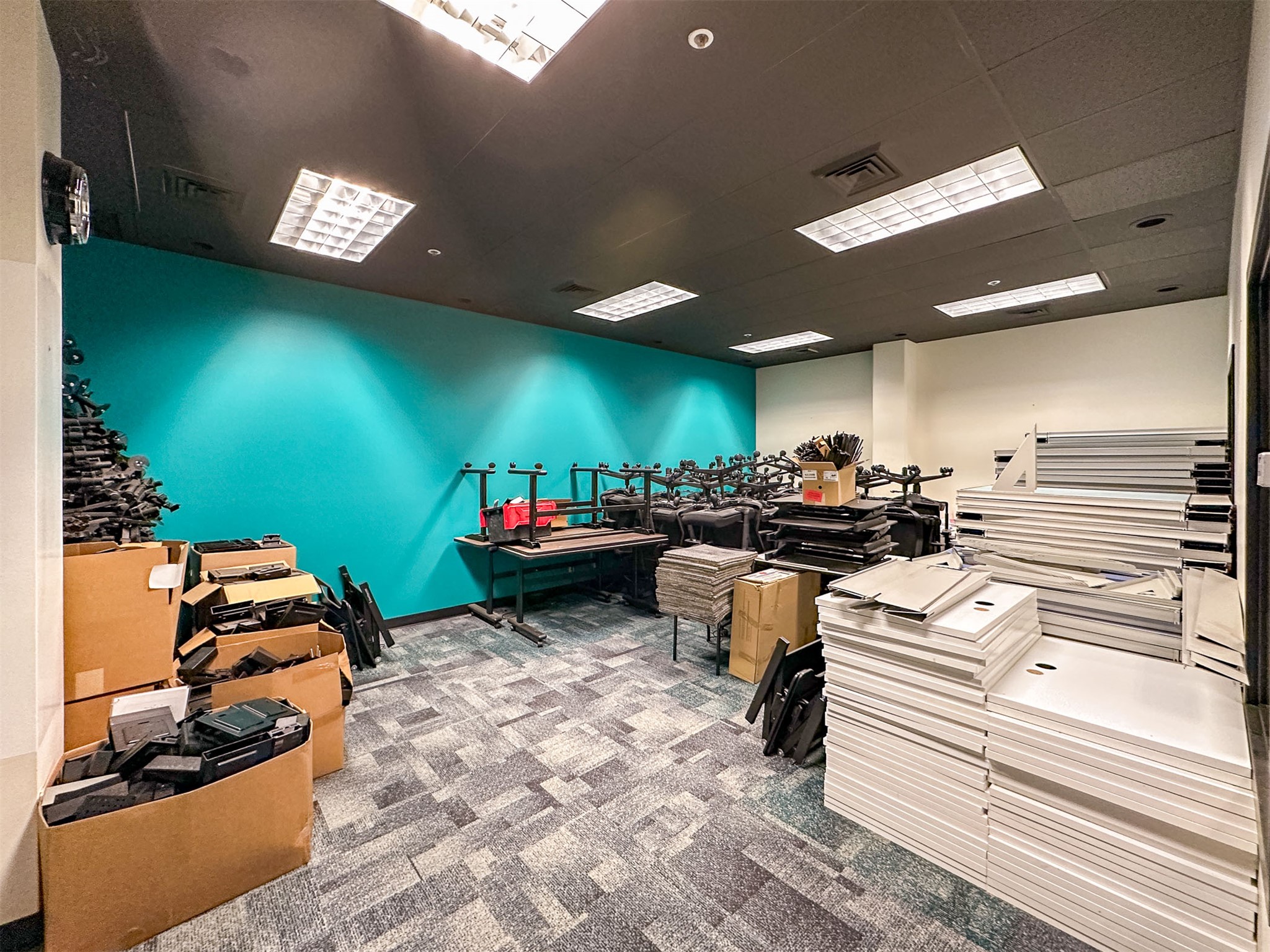 410 Central Avenue Area 4