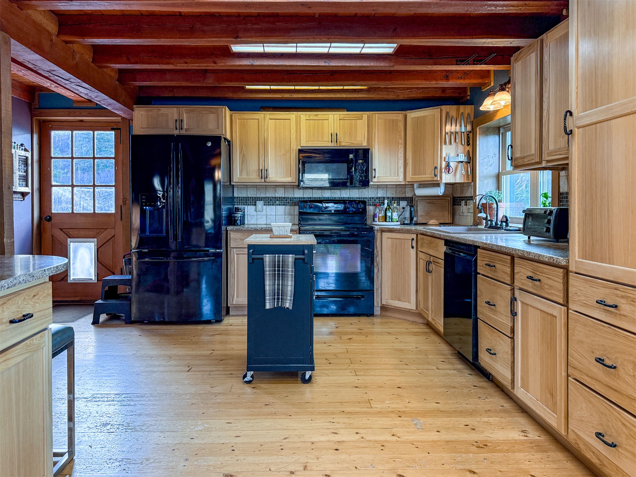 1485 E Highwood Road