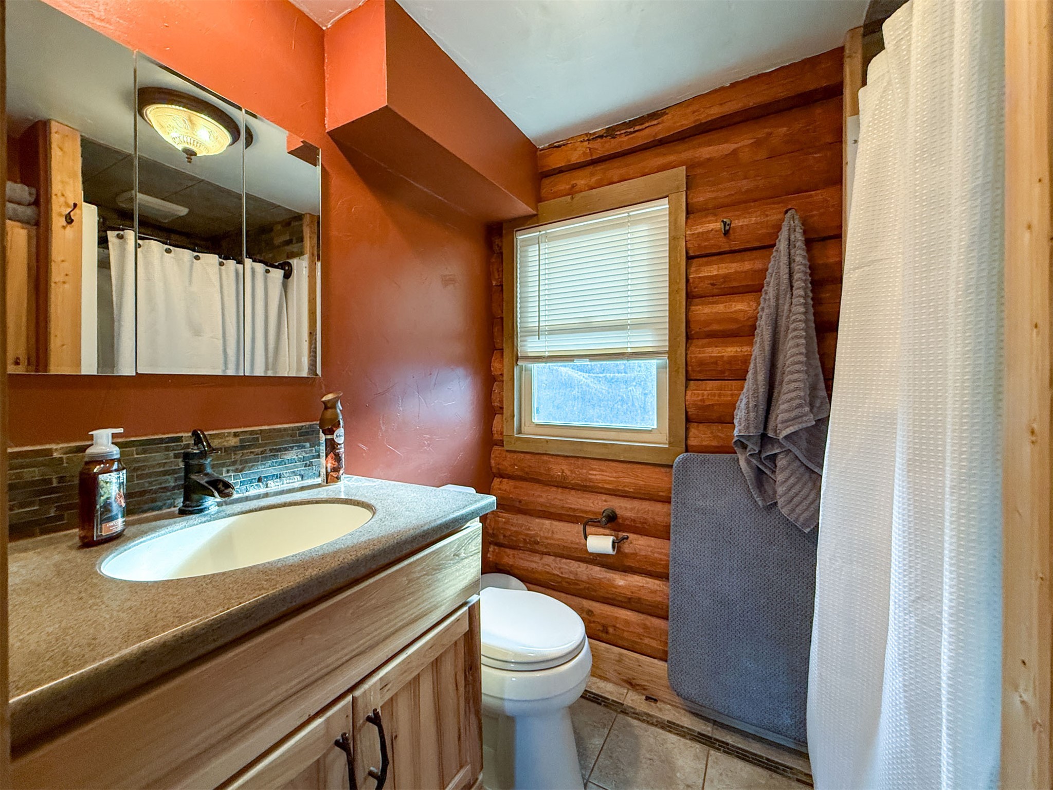 1485 E Highwood Road