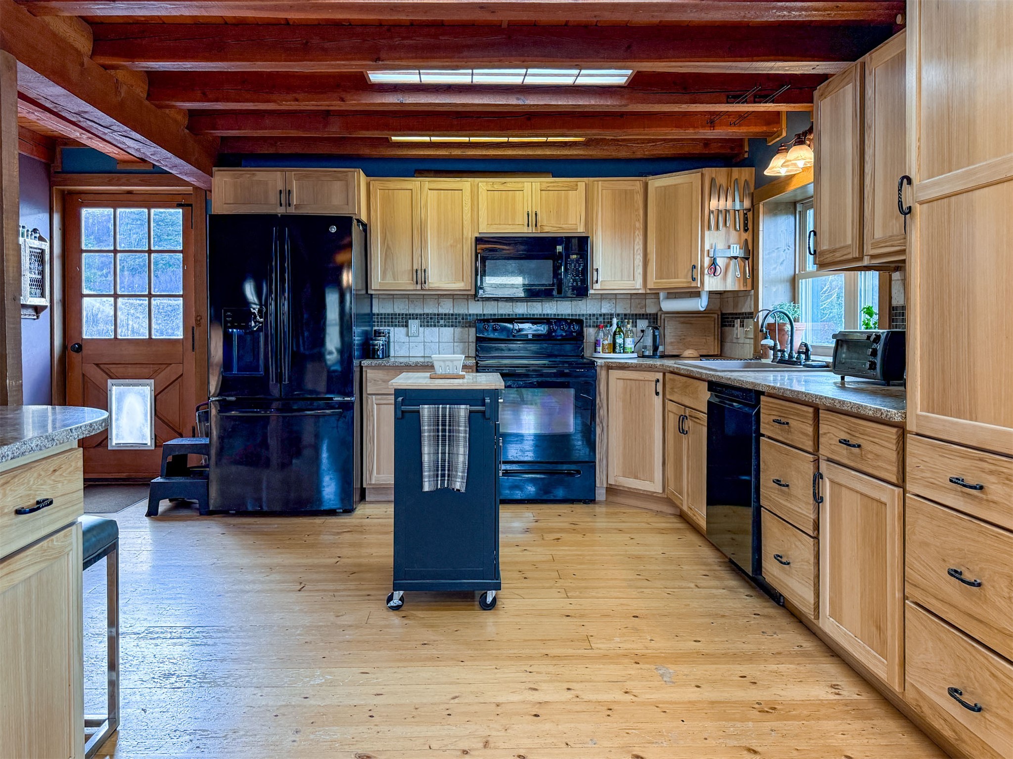 1485 E Highwood Road