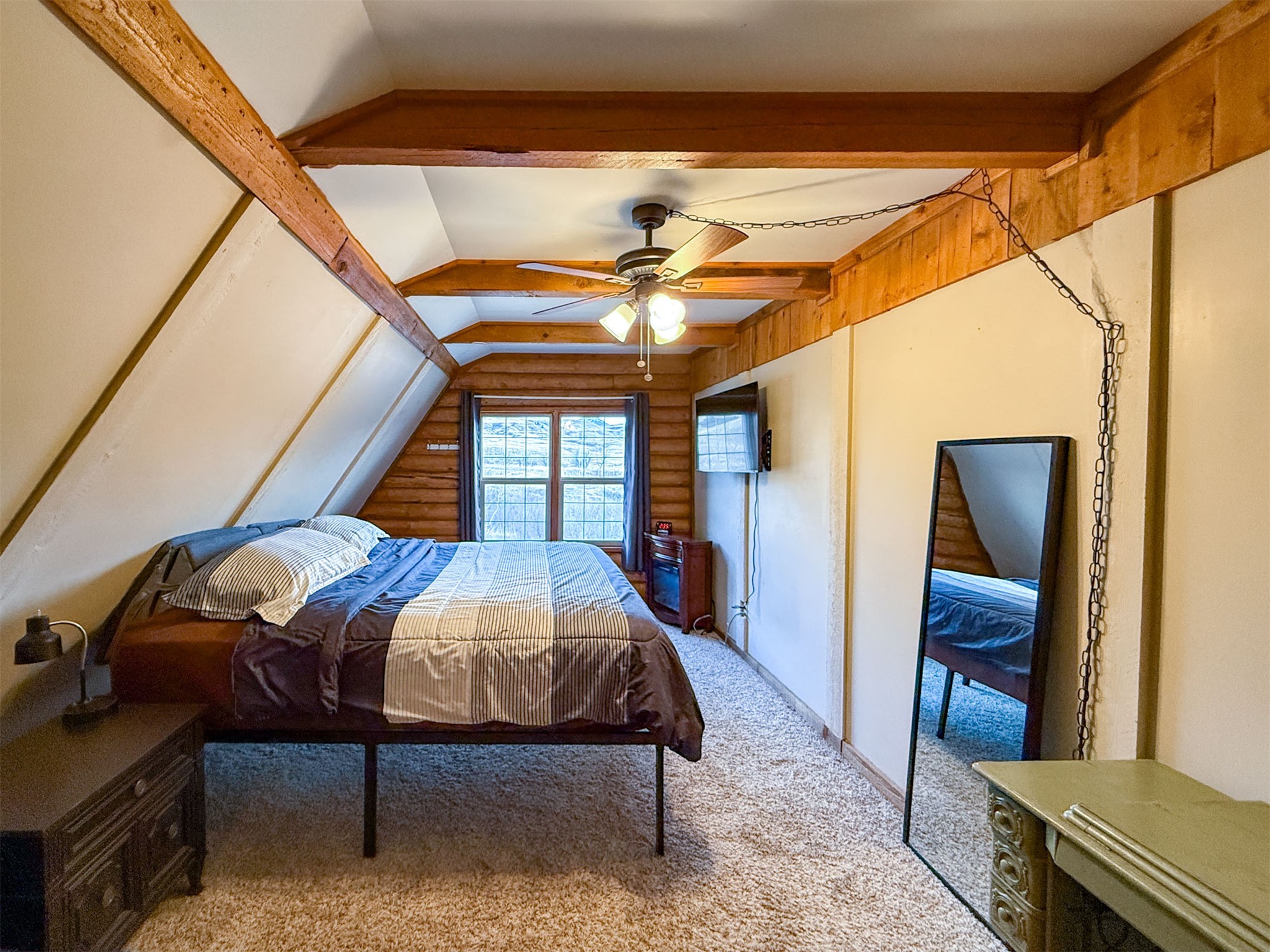 1485 E Highwood Road