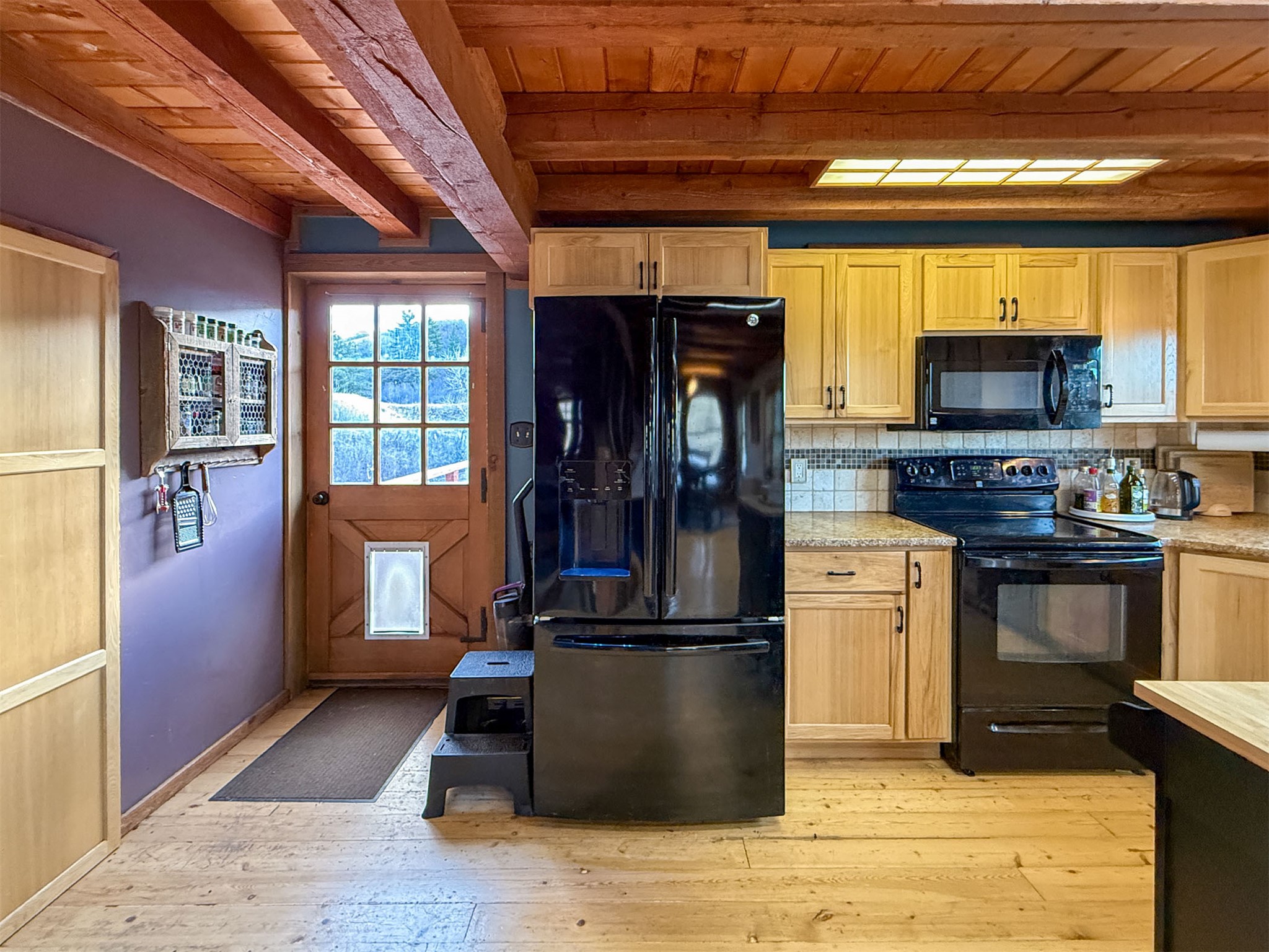 1485 E Highwood Road