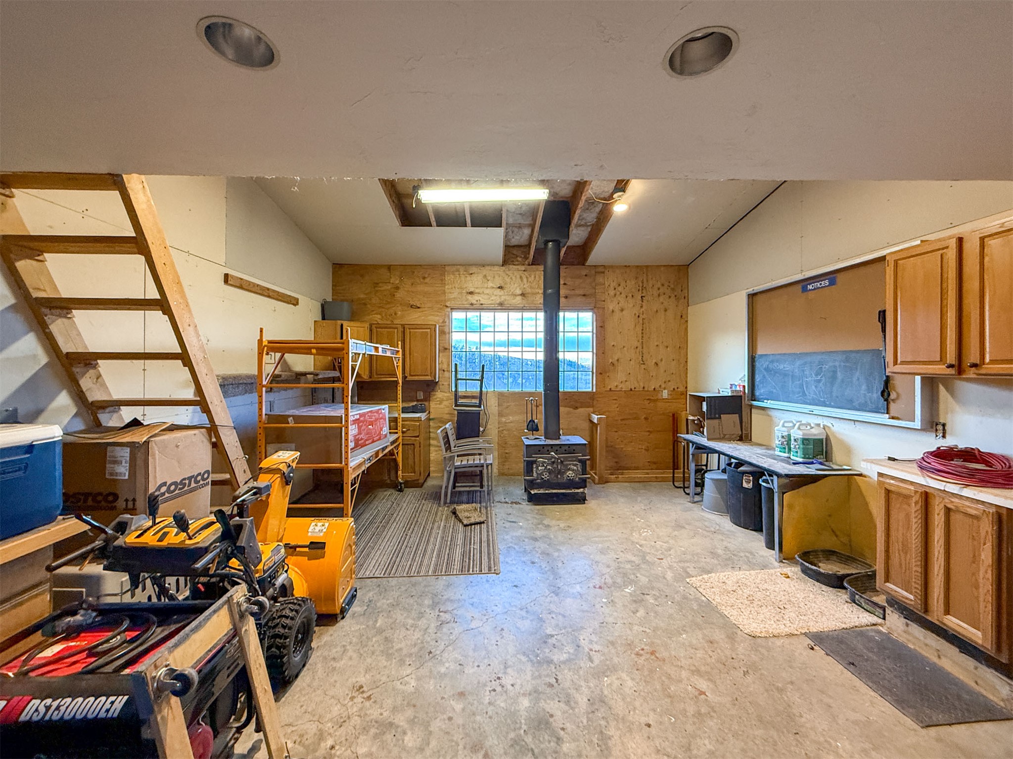 1485 E Highwood Road