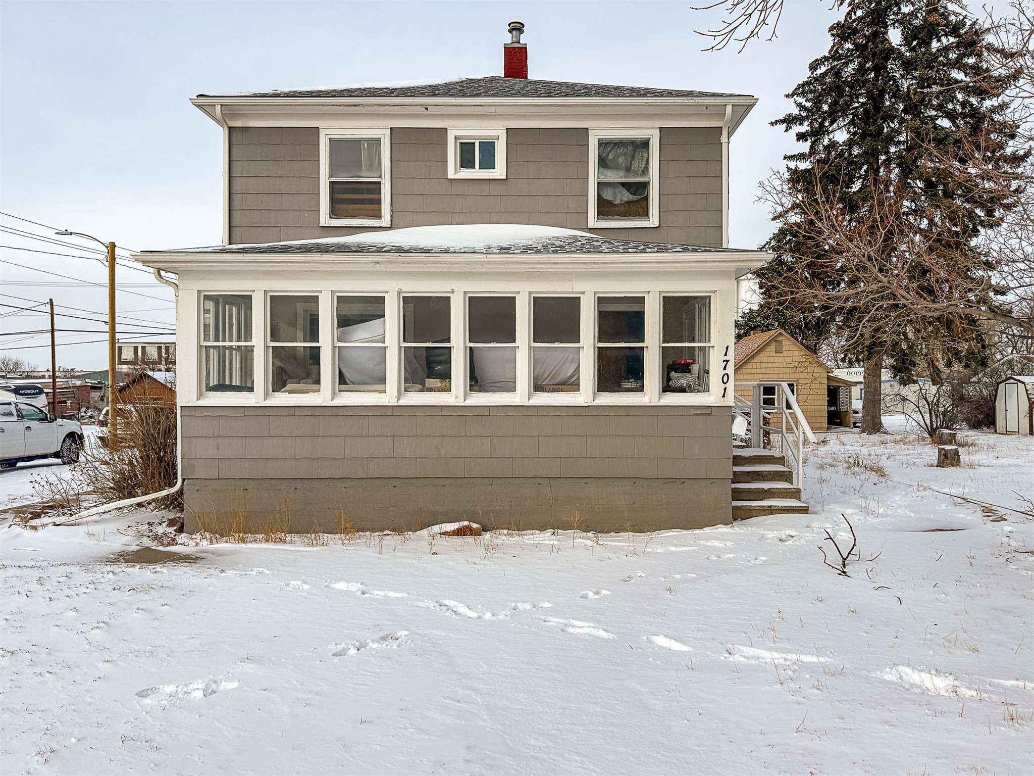 1701 8th Avenue N