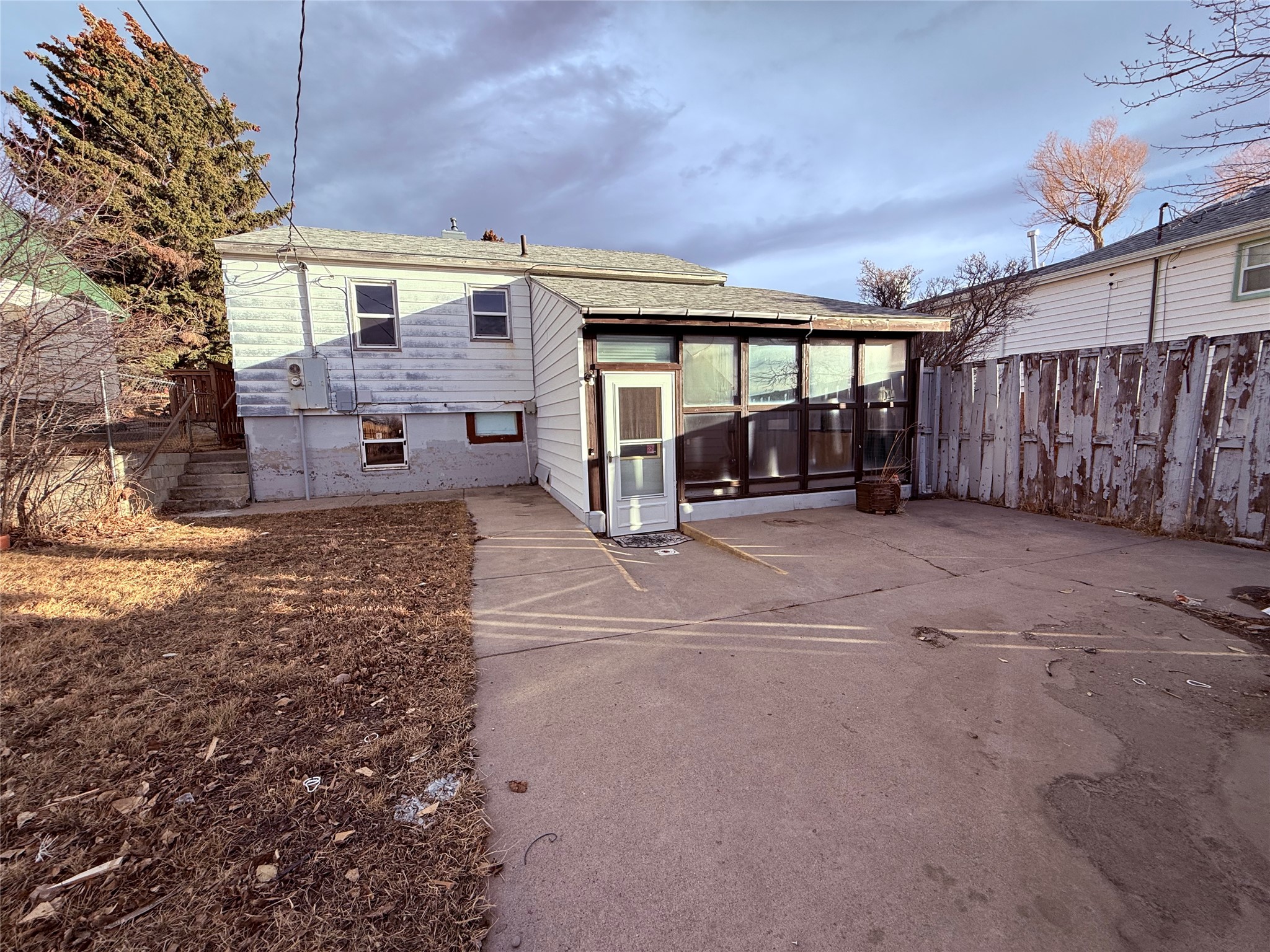 236 4th Avenue SW