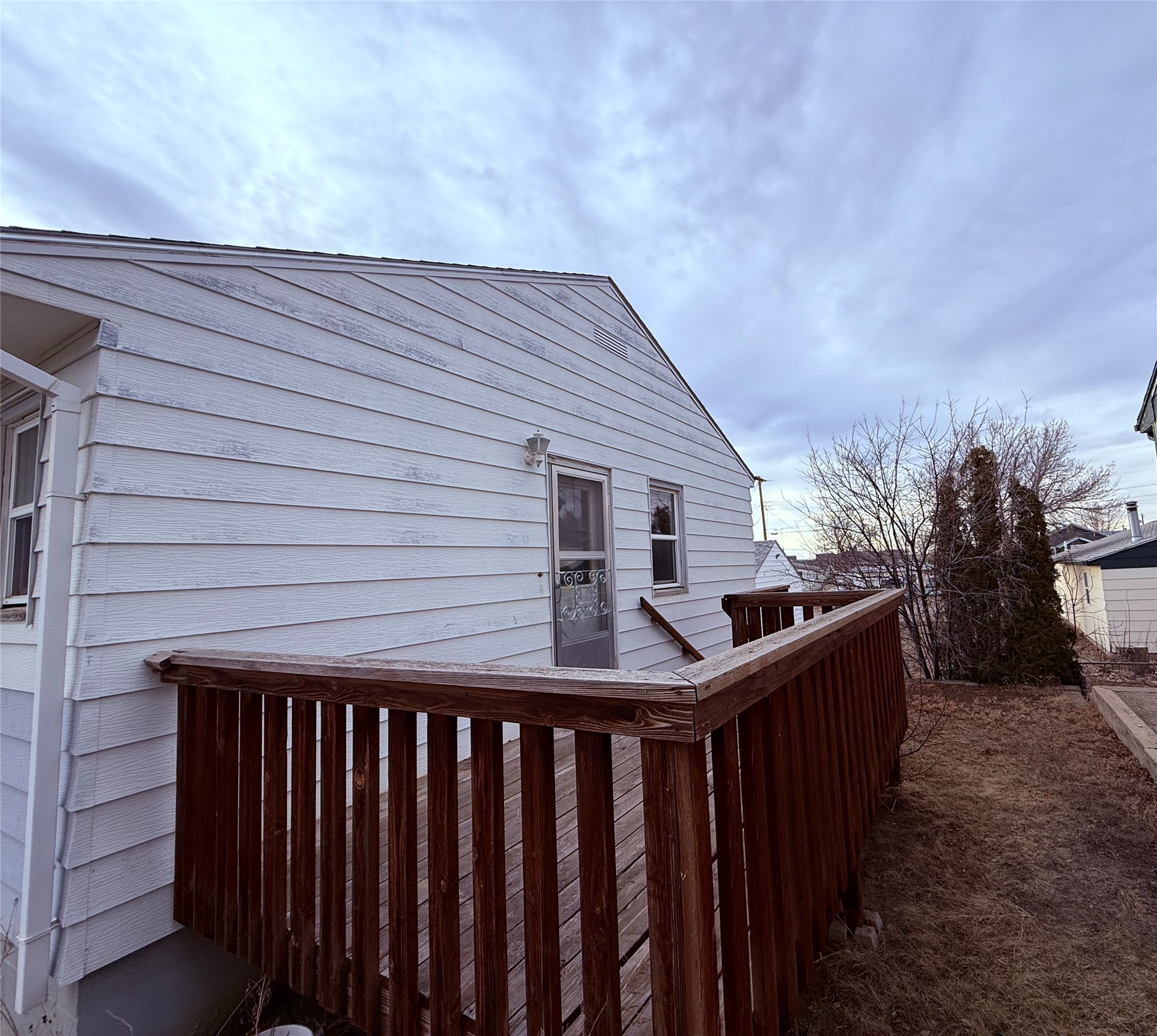 236 4th Avenue SW