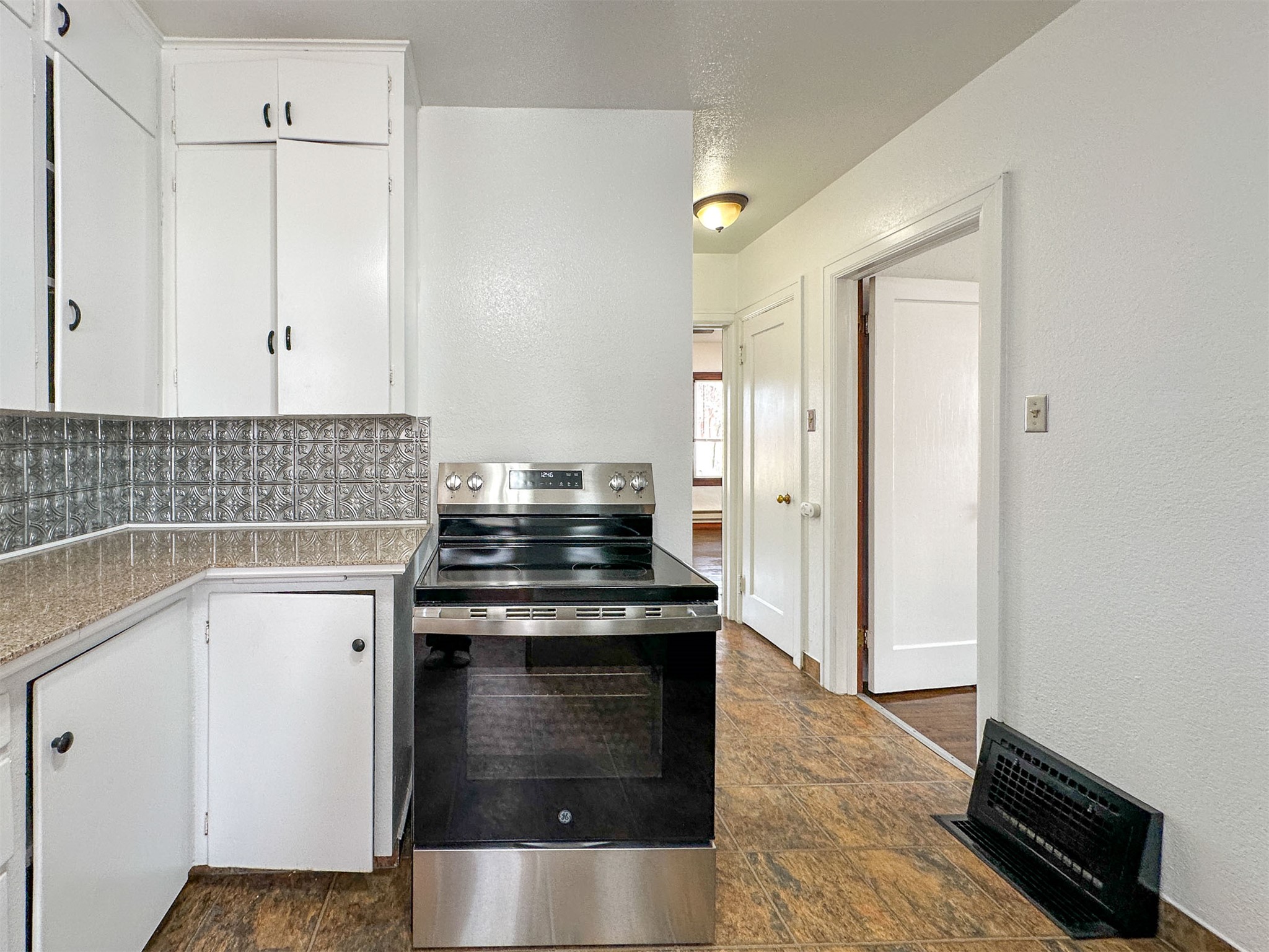 701 6th Street N
