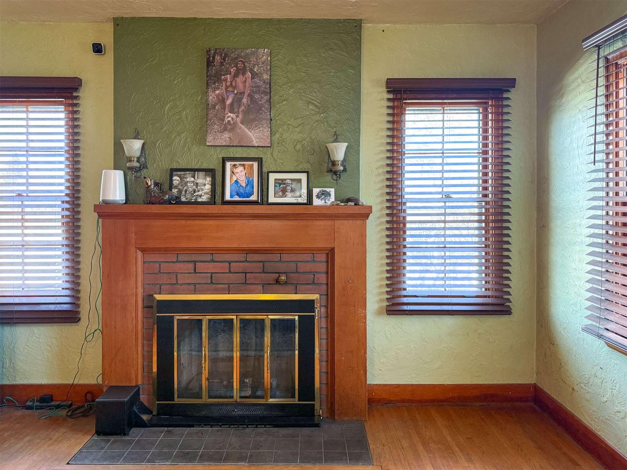217 8th Avenue N