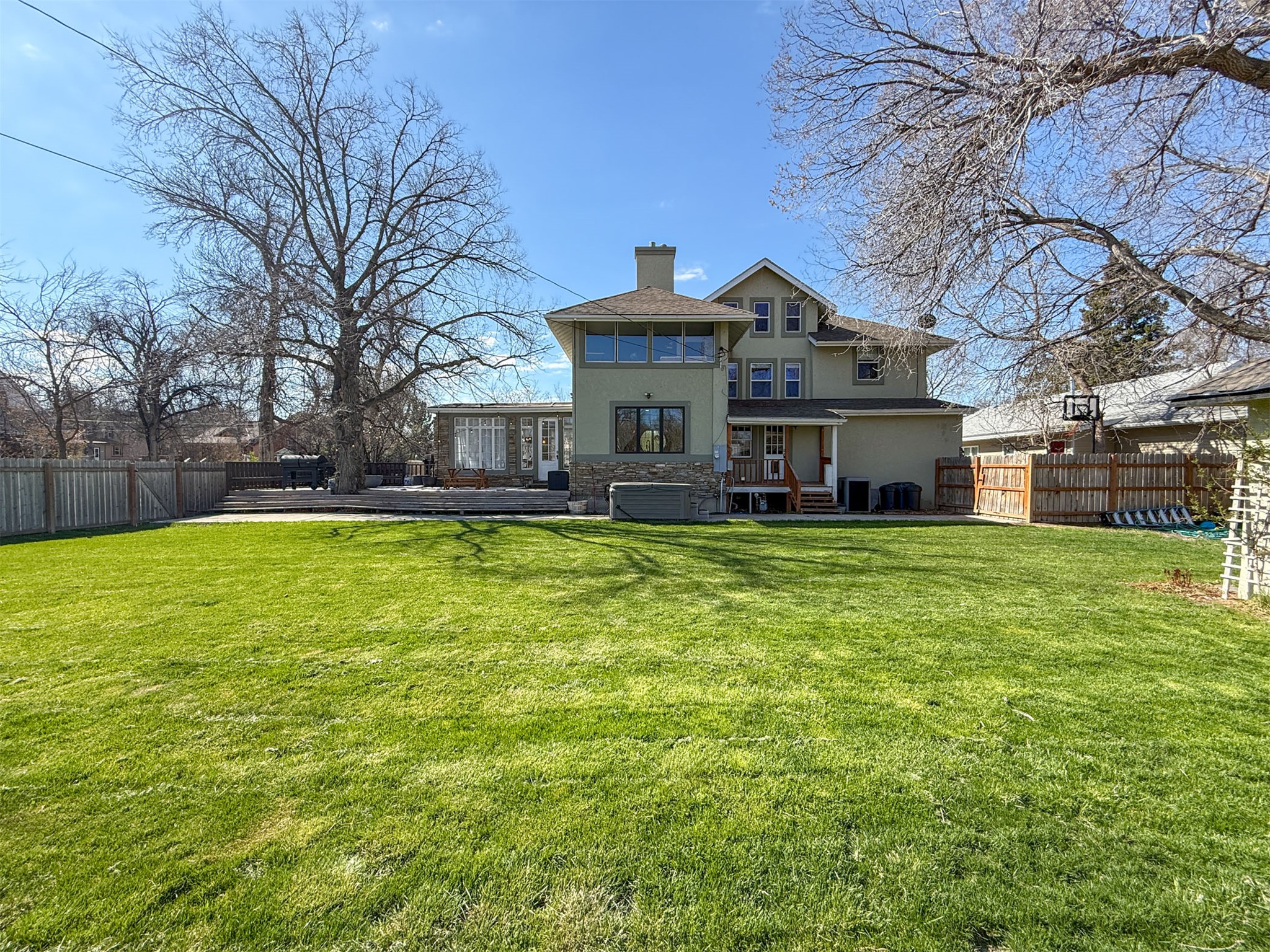 1423 4th Avenue N
