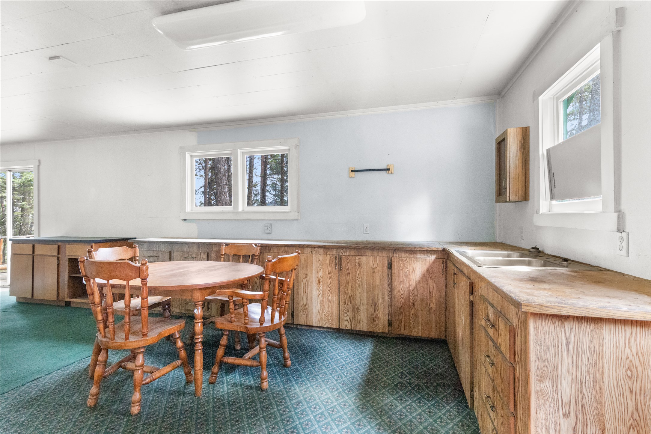1605 Rogers Lake Road