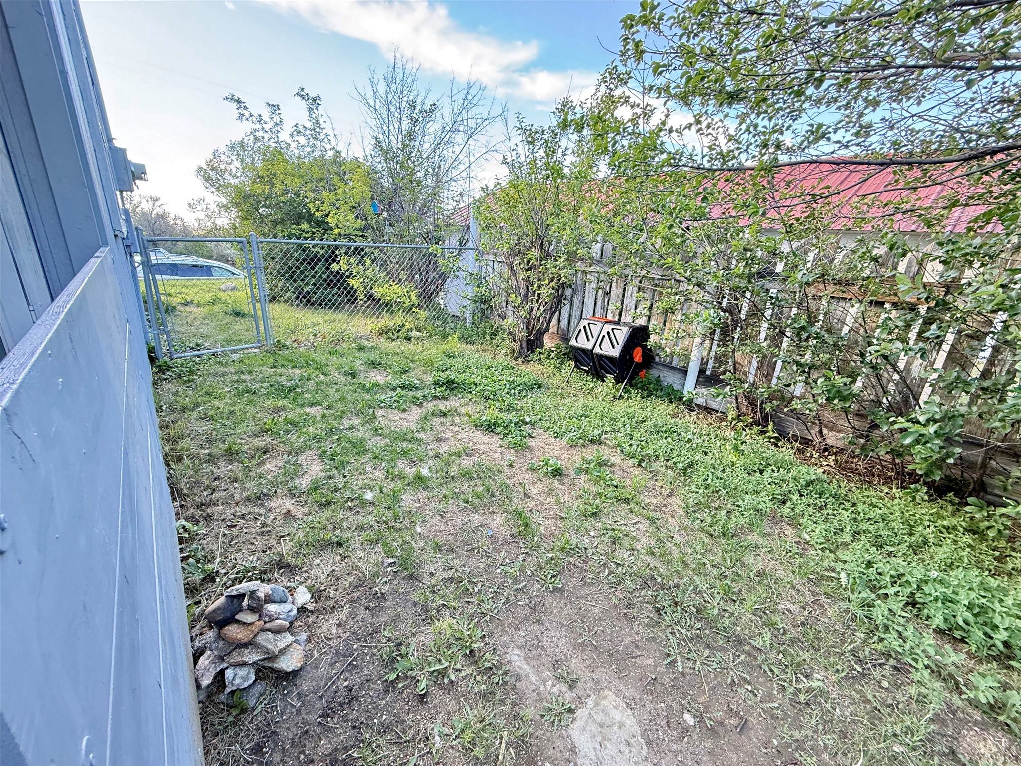 109 10th Avenue SE