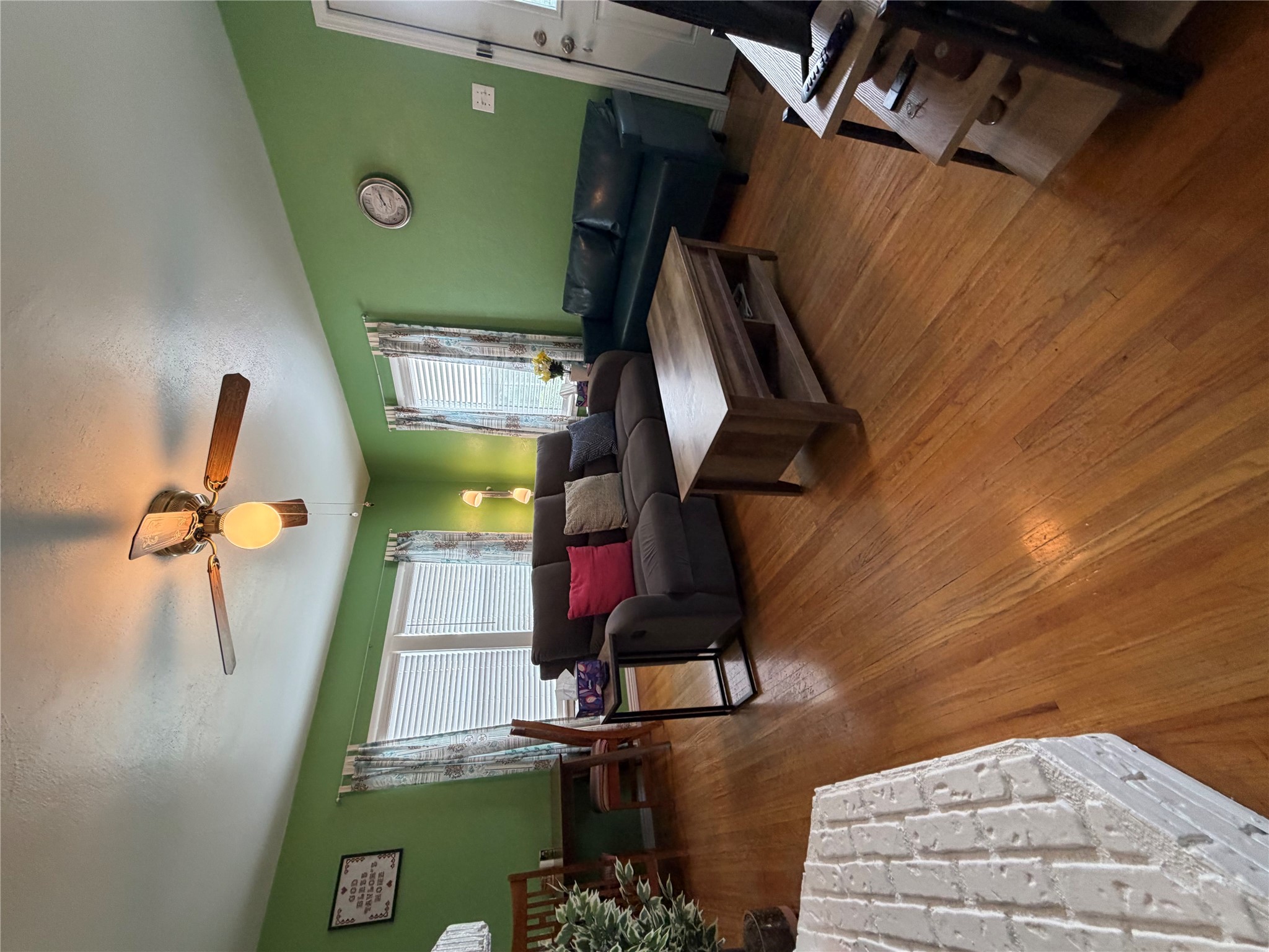 19 1st Street S
