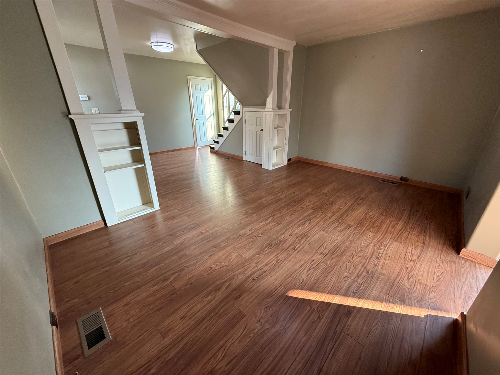 221 4th Avenue SE