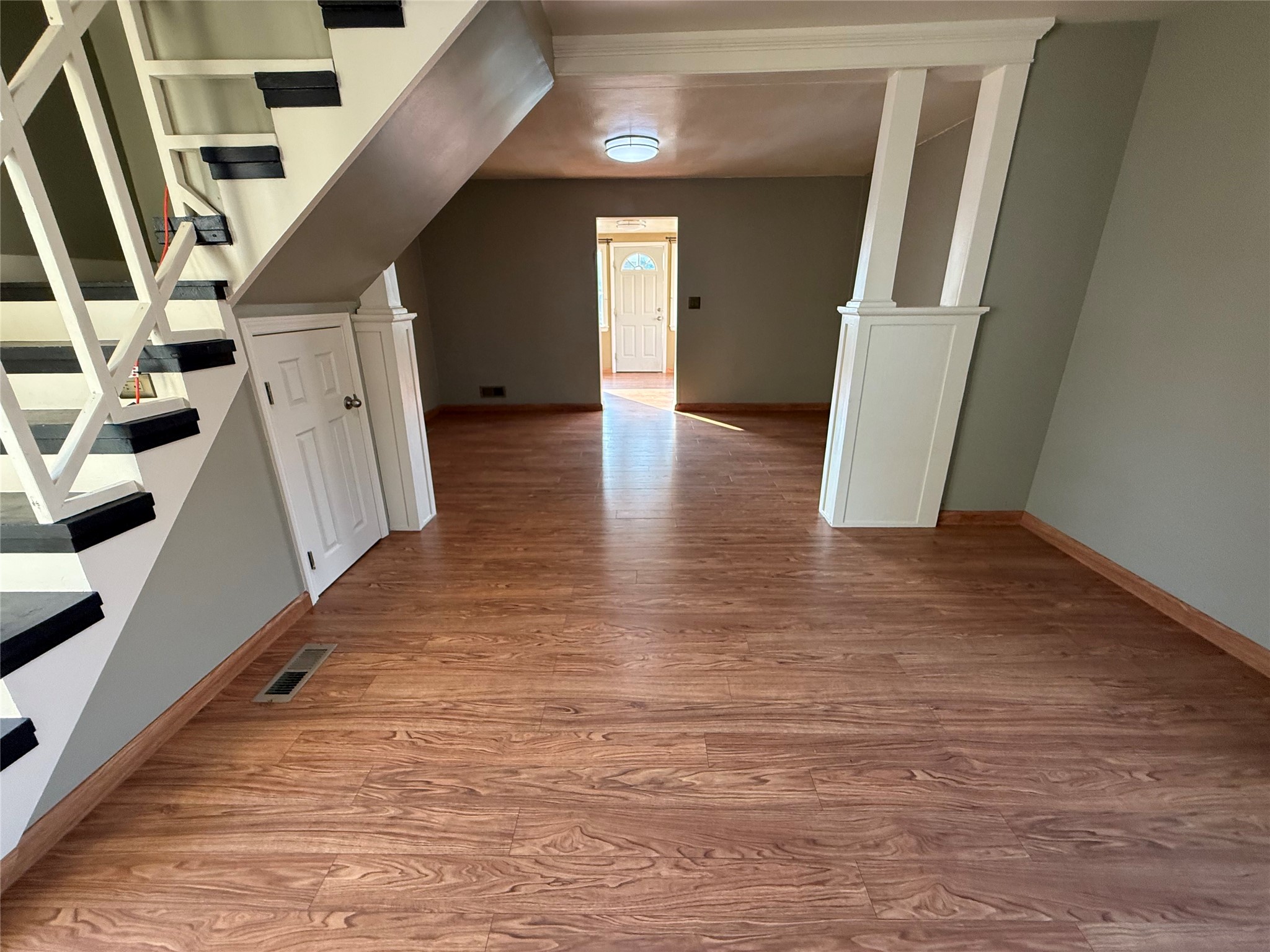 221 4th Avenue SE