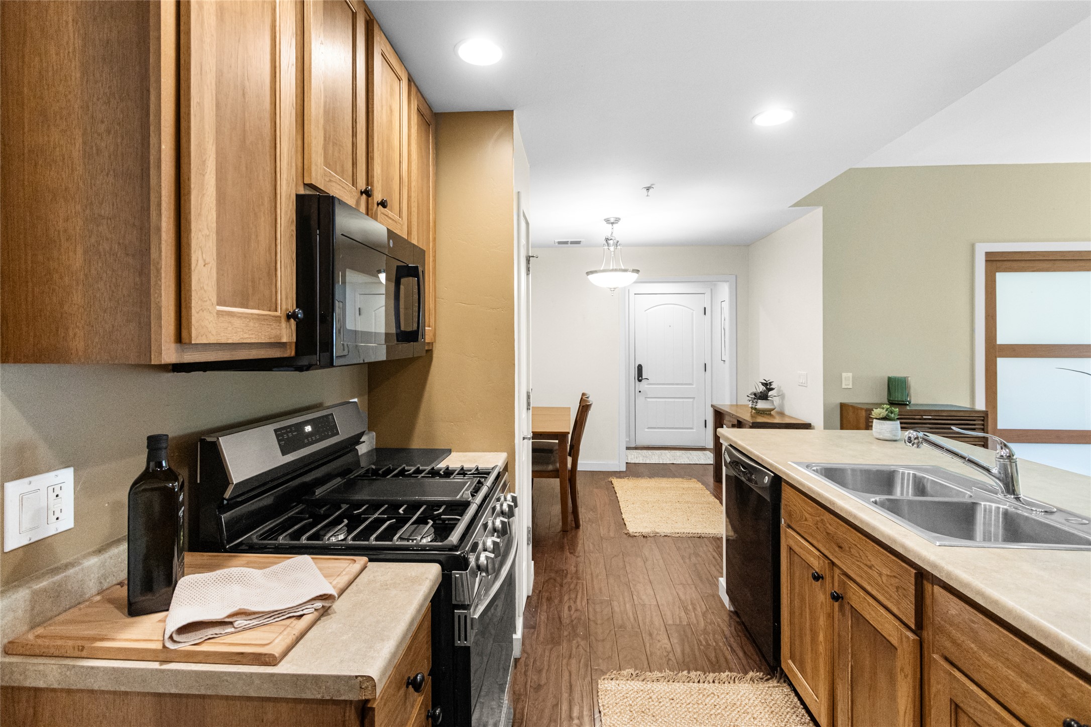 6104 Monterra Avenue A