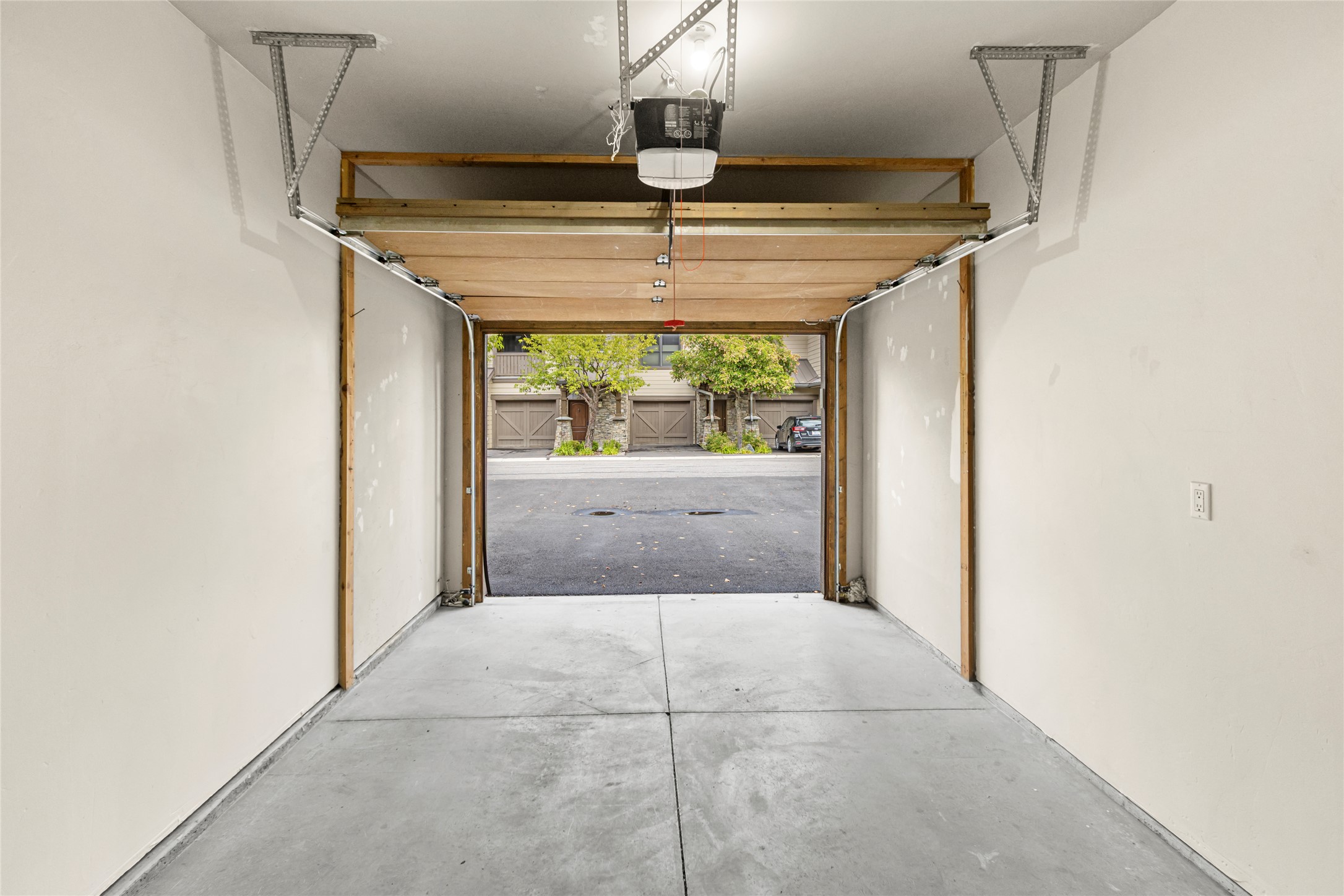 6104 Monterra Avenue A