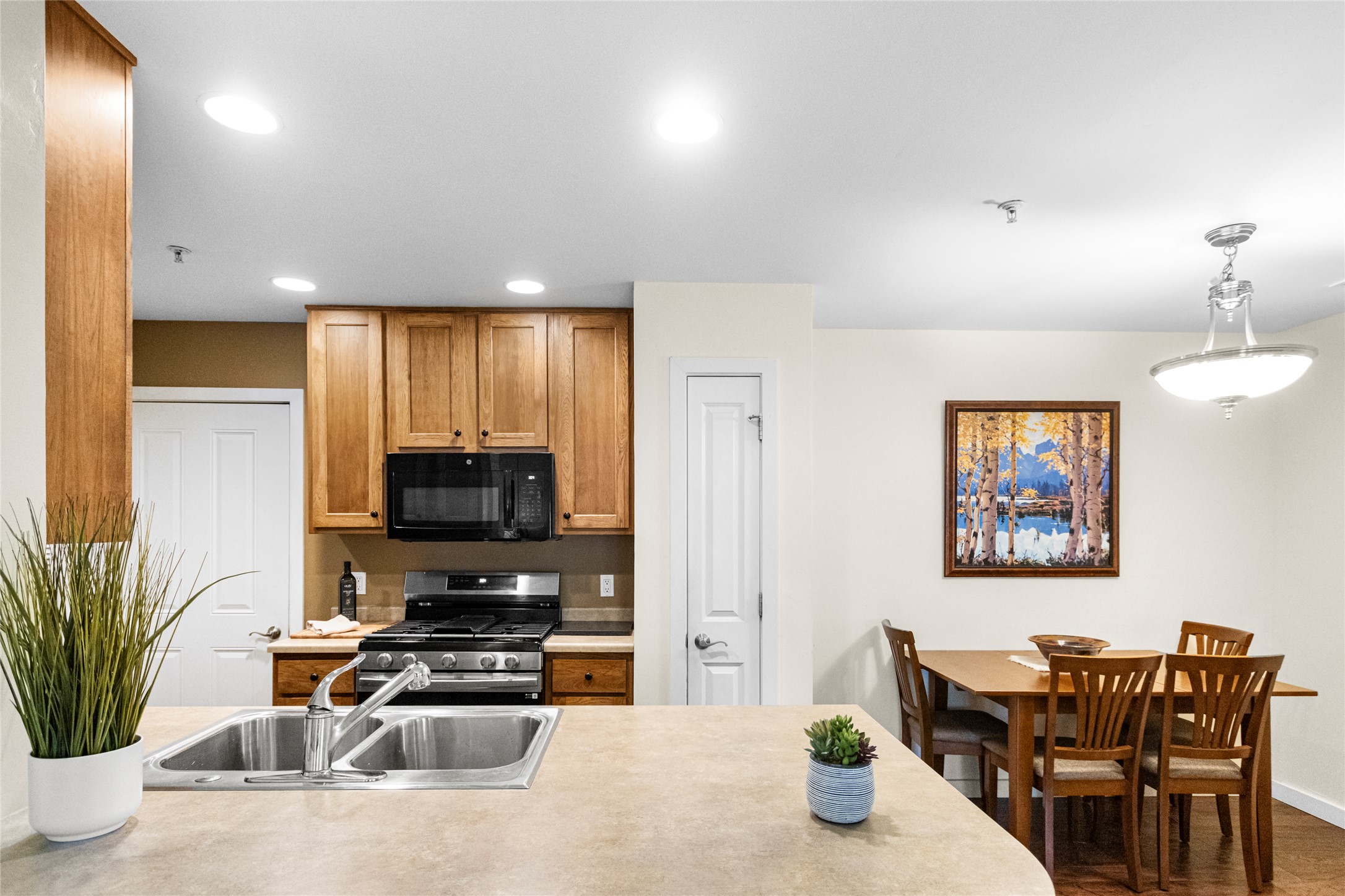 6104 Monterra Avenue A