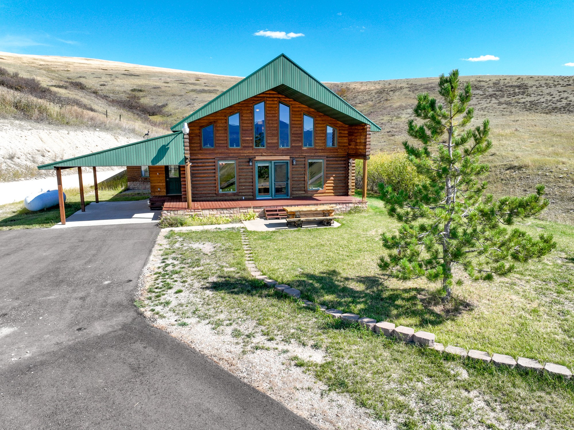 5833 Us Highway 89