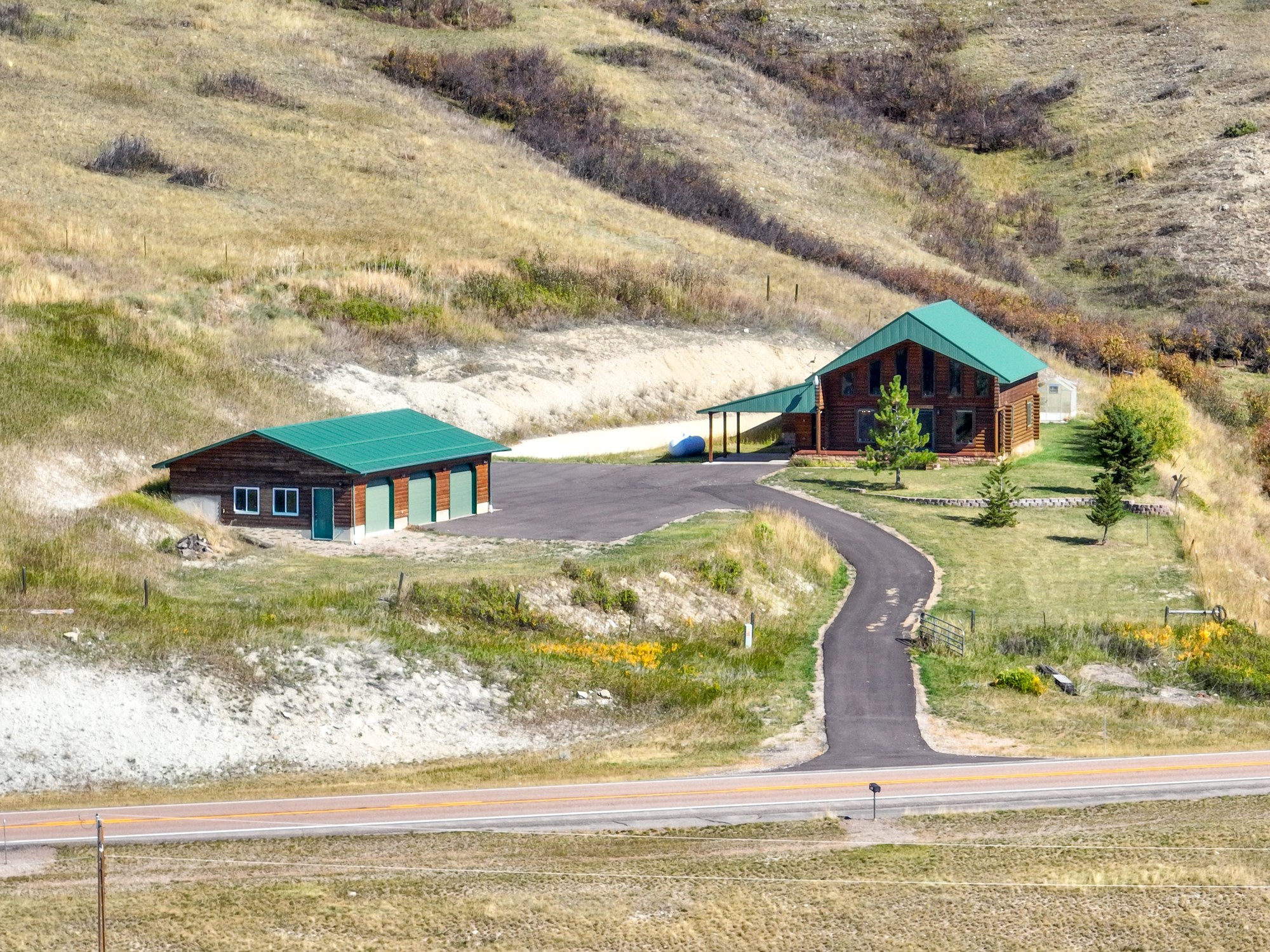 5833 Us Highway 89