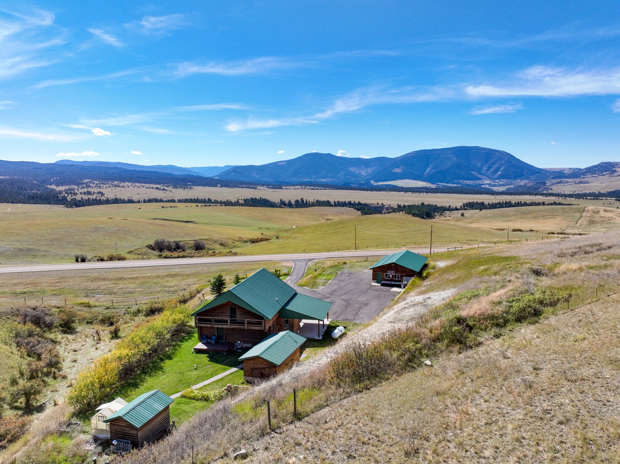 5833 Us Highway 89