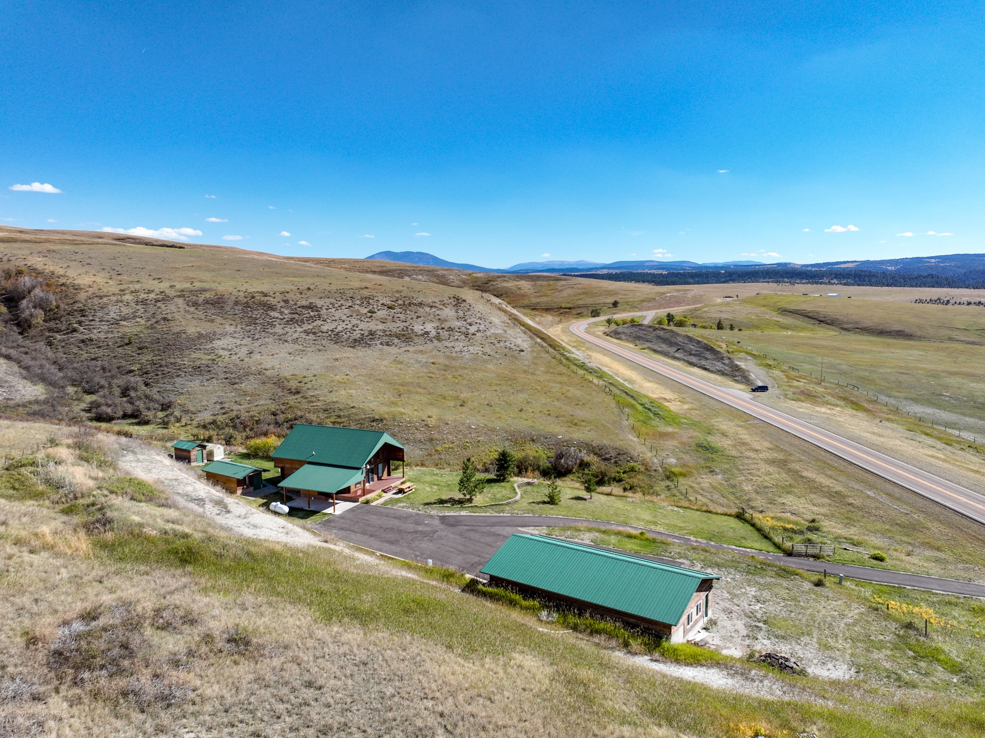 5833 Us Highway 89