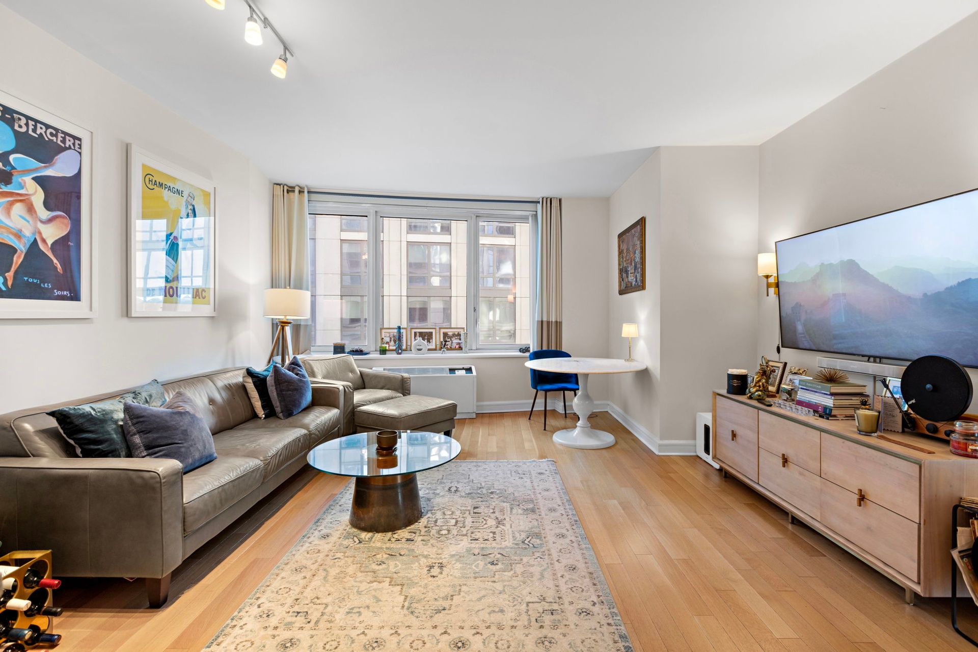 80 Riverside Boulevard 4-M