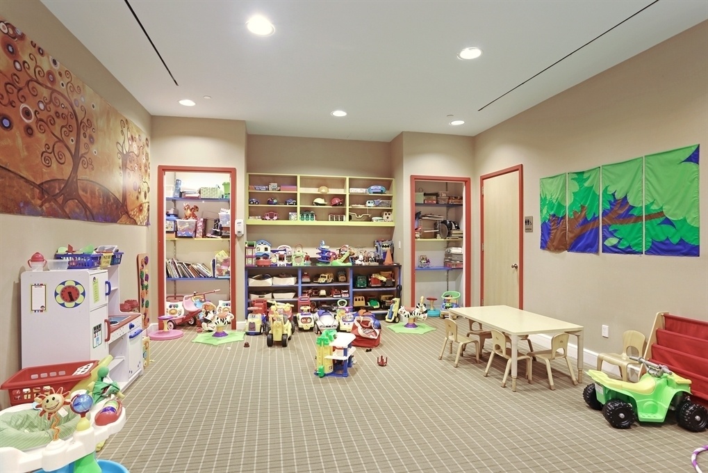 120 Riverside Boulevard 5-H