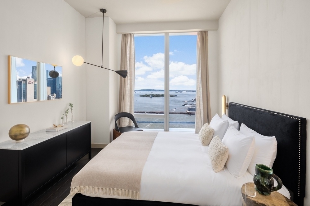 252 South Street PH-80B