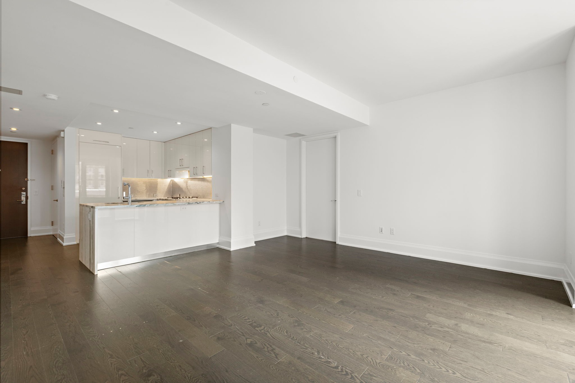 50 Riverside Boulevard 17-F