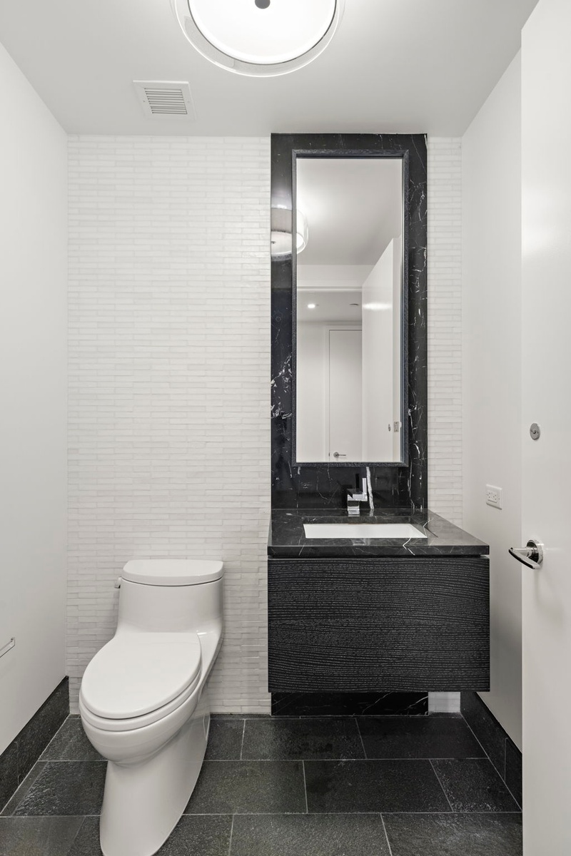 50 Riverside Boulevard 17-F