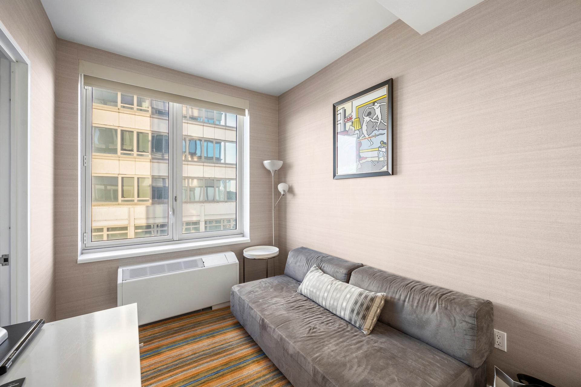 80 Riverside Boulevard PH-1B