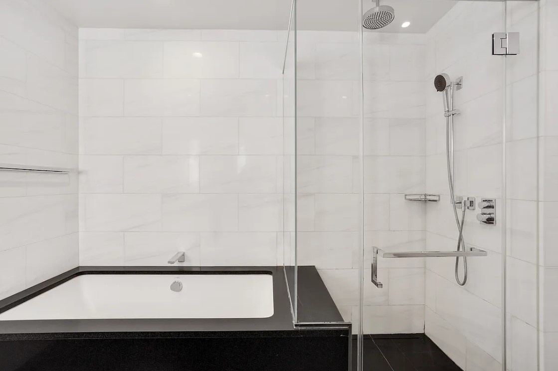 50 Riverside Boulevard 5-B
