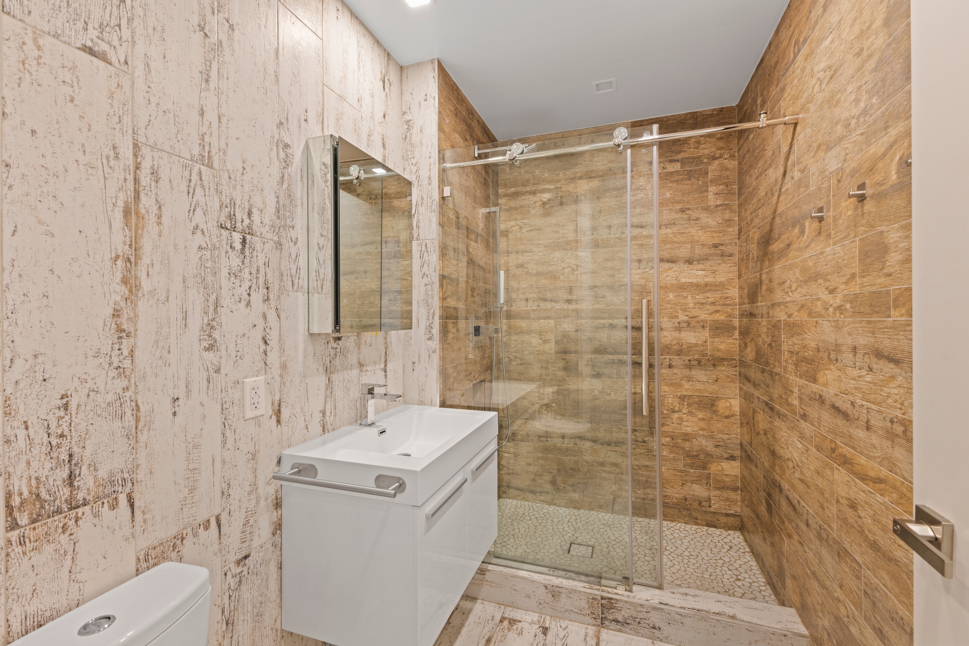 245 E 53rd Street 2