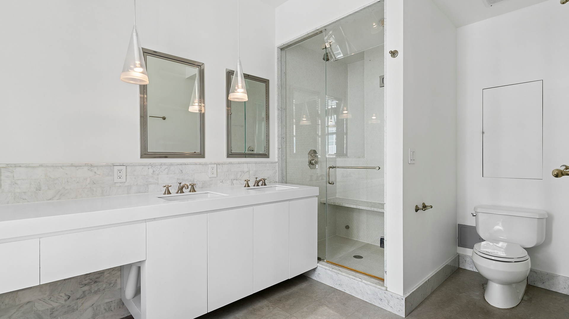 26 Beaver Street 17-18