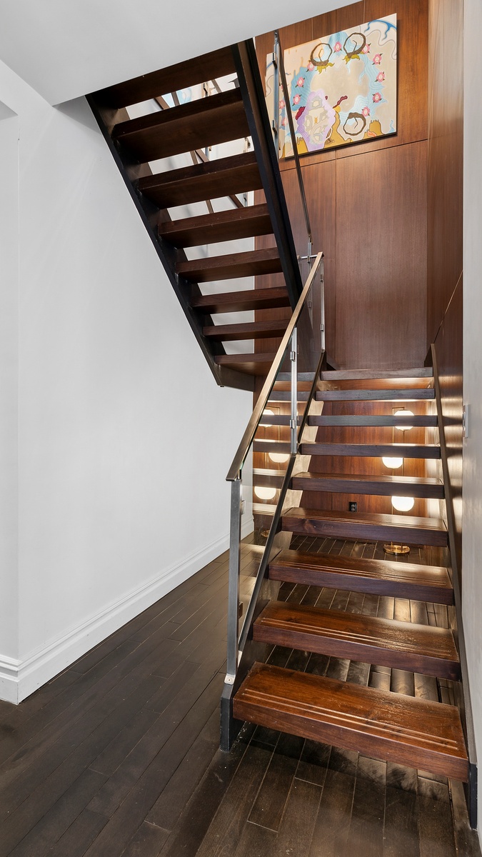 26 Beaver Street 17-18