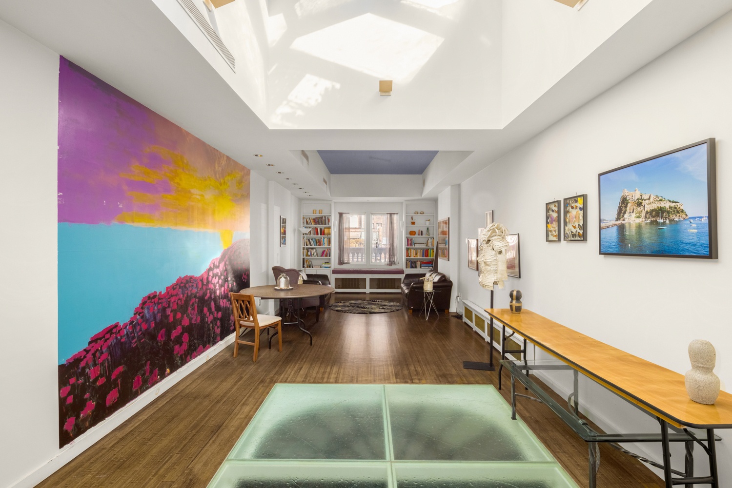 122 E 38th Street