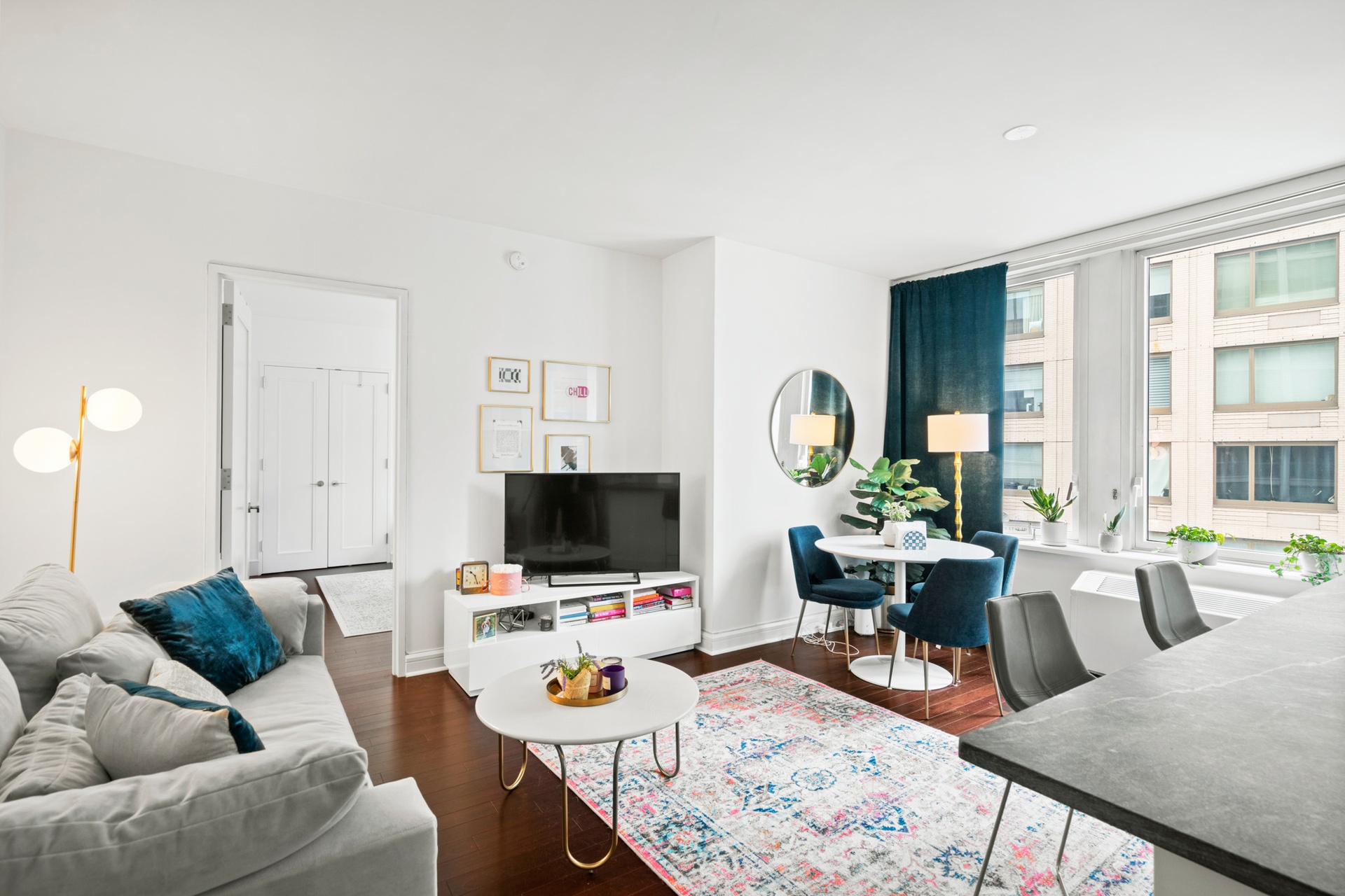 80 Riverside Boulevard 8-D
