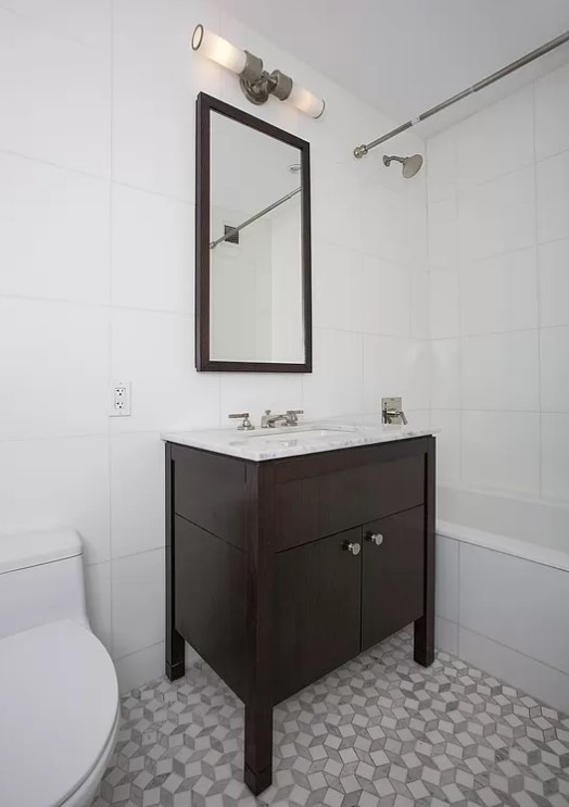80 Riverside Boulevard 8-D