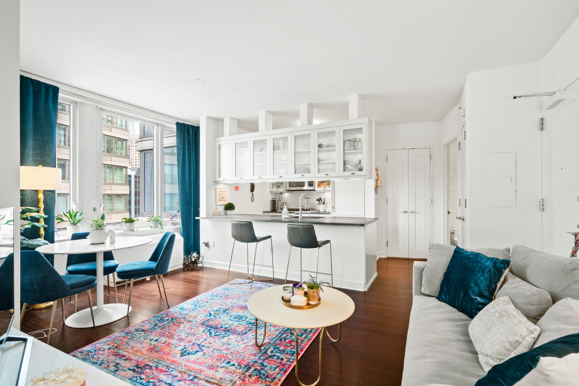 80 Riverside Boulevard 8-D