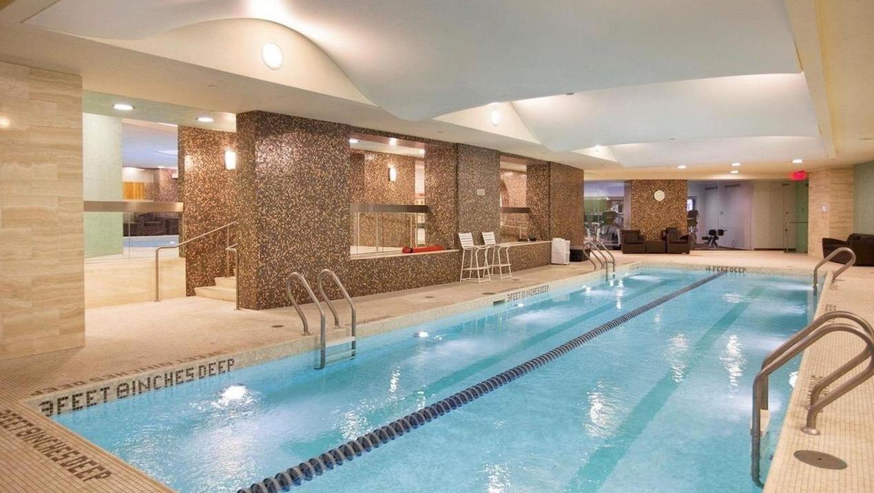 240 Riverside Boulevard PH-1