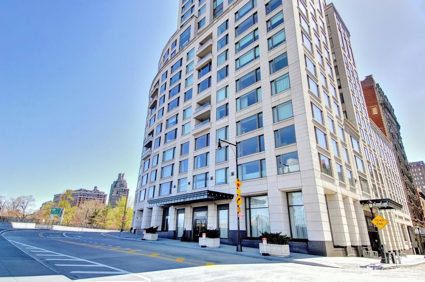 240 Riverside Boulevard PH-1