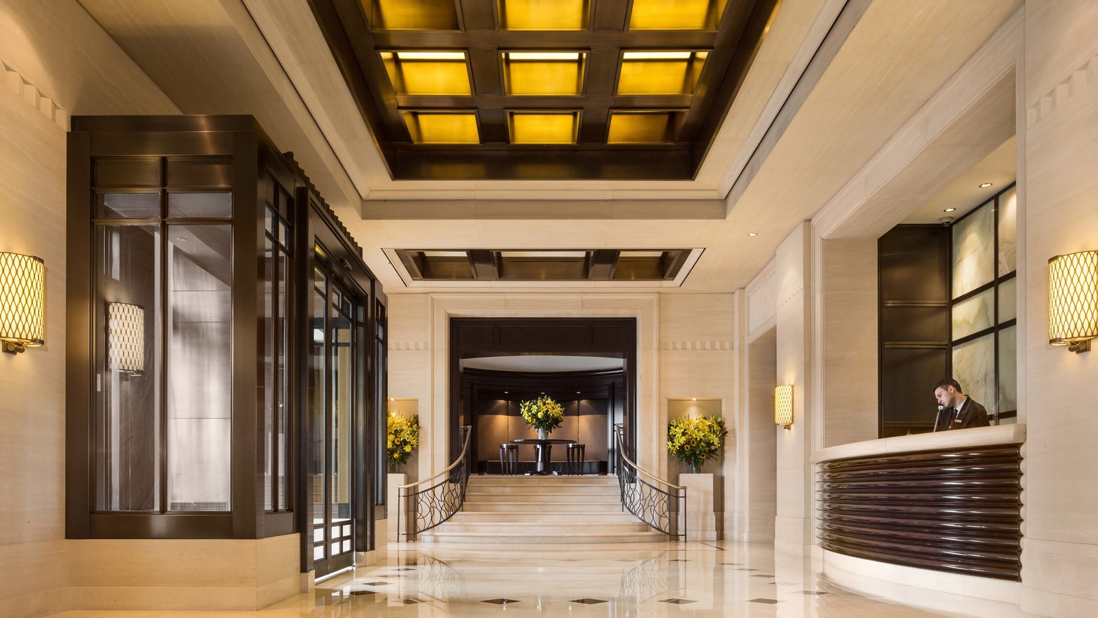 240 Riverside Boulevard PH-1