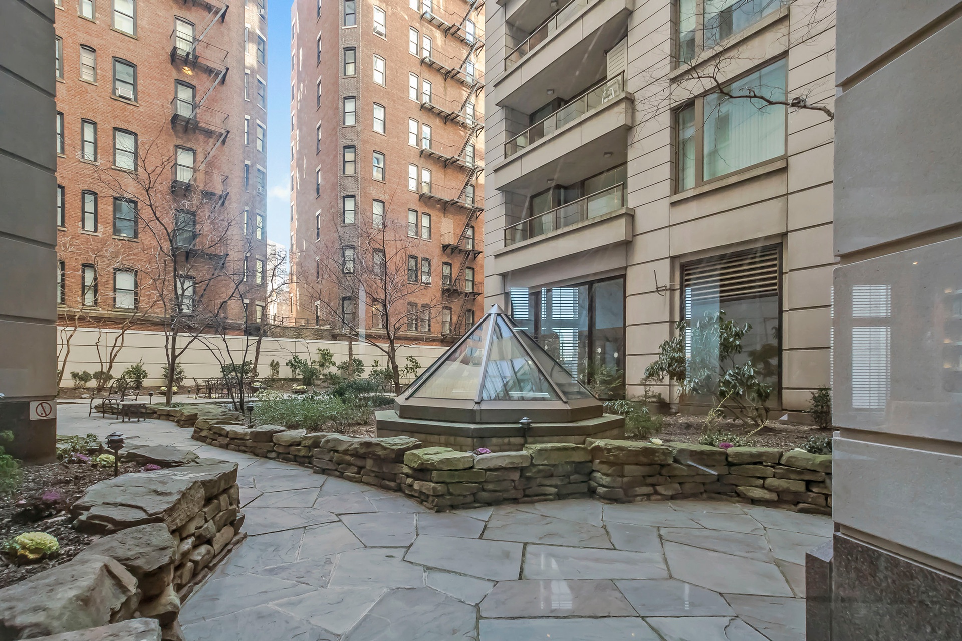 240 Riverside Boulevard PH-1