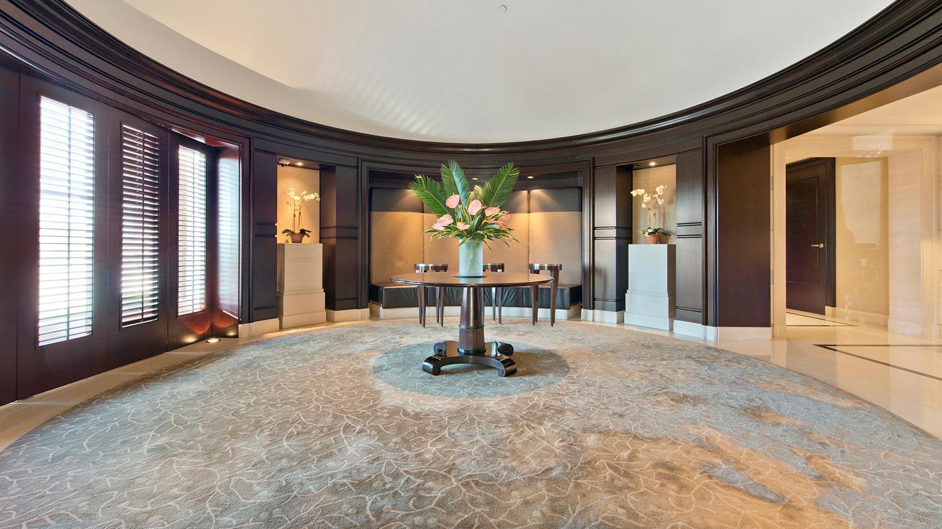 240 Riverside Boulevard PH-1