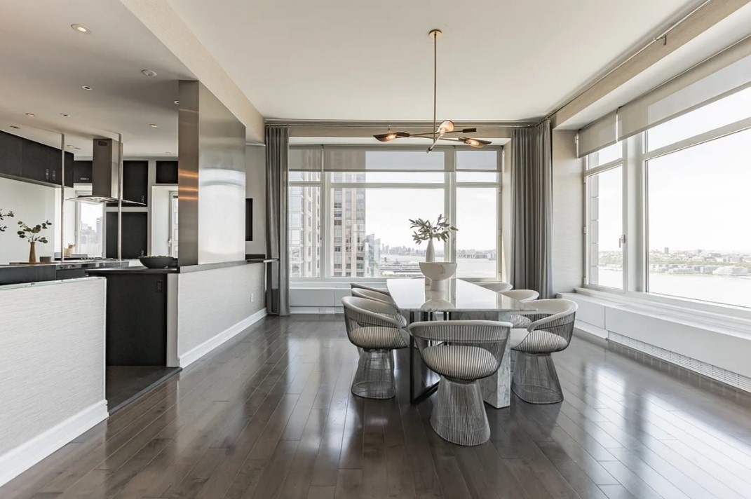 240 Riverside Boulevard PH-1