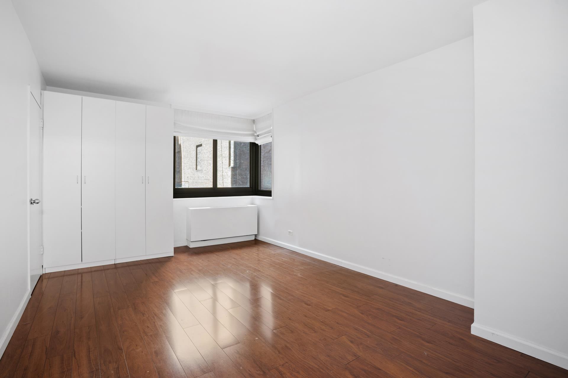347 W 57TH Street 3F