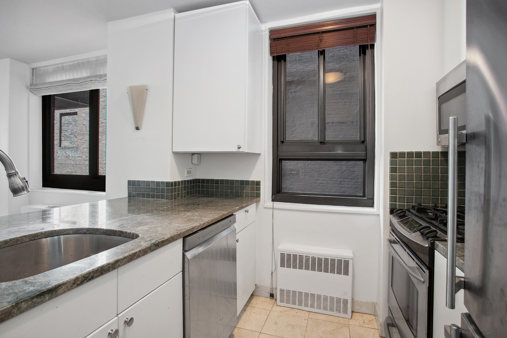347 W 57TH Street 3F