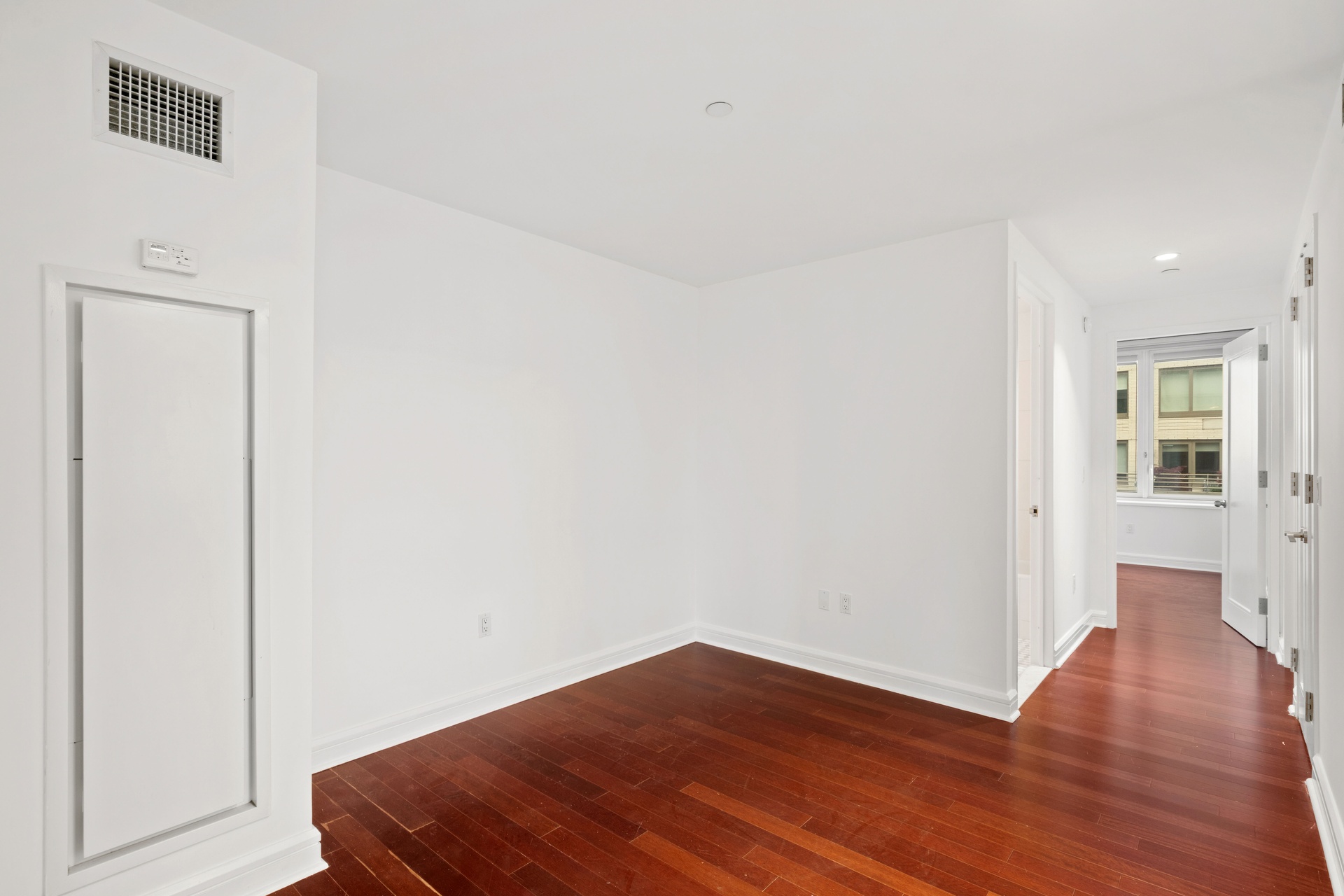 80 Riverside Boulevard 15-E