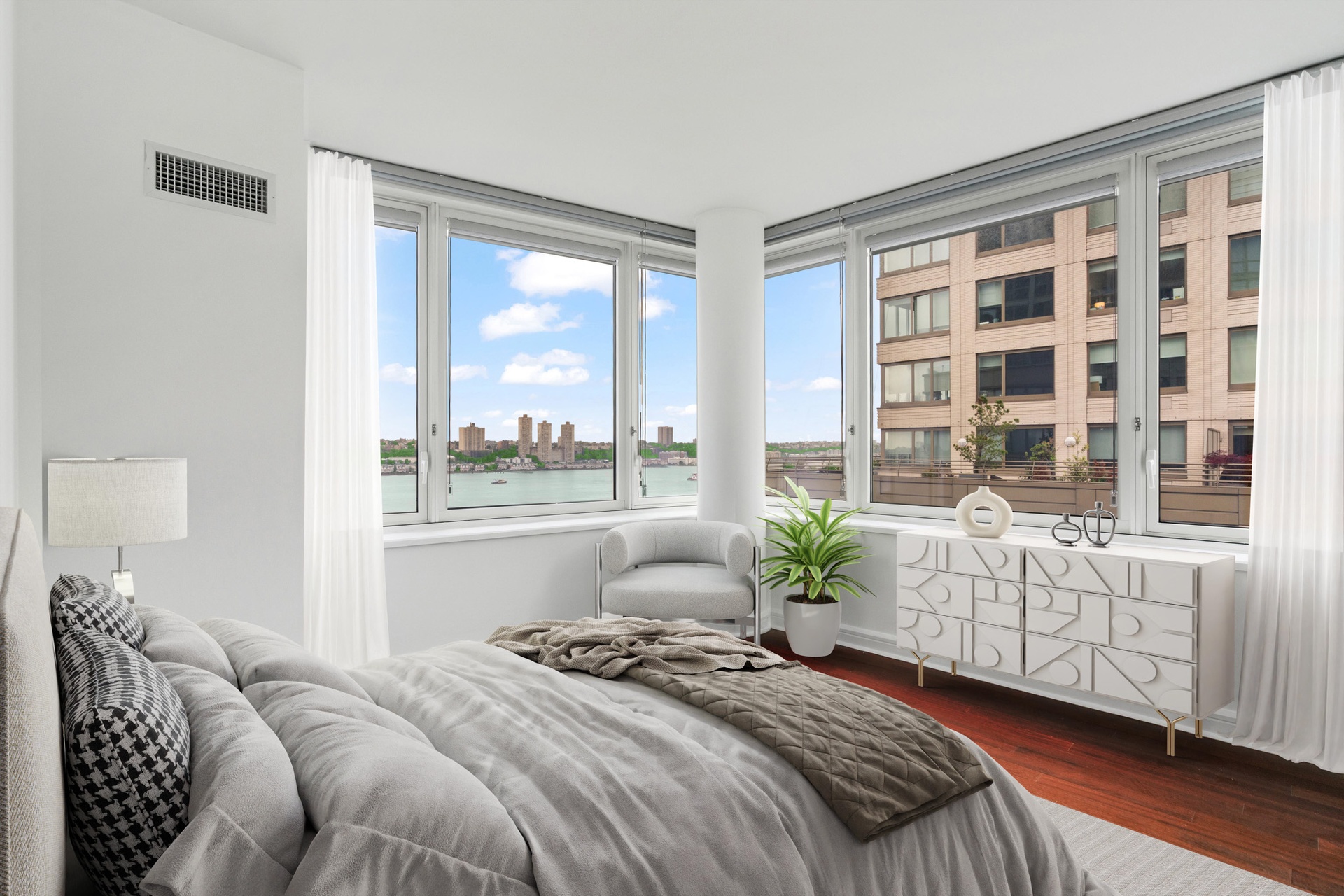 80 Riverside Boulevard 15-E