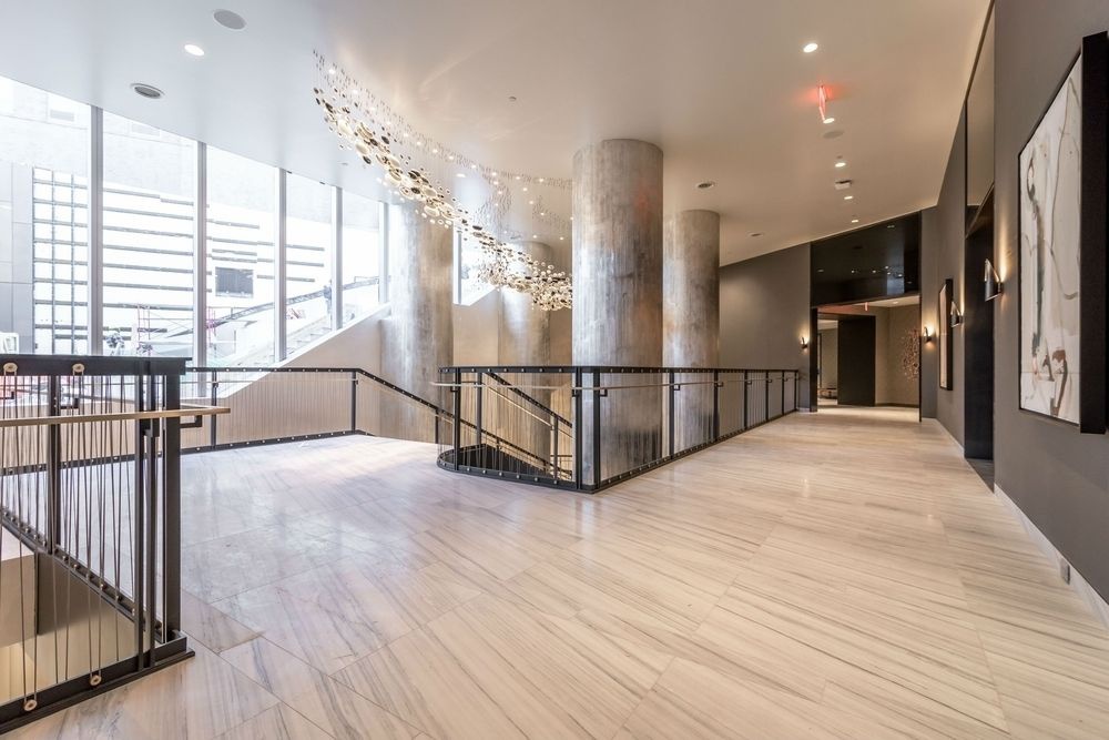 252 South Street 16-F